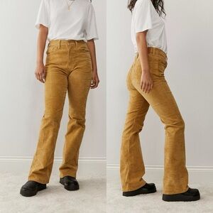 Levi’s Ribcage Bootcut Corduroy Pants